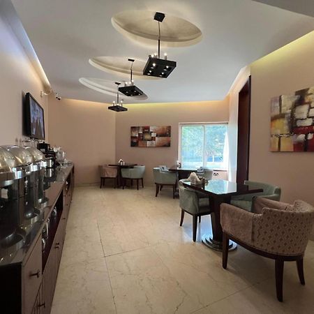 Asherij Hotel Doha Extérieur photo