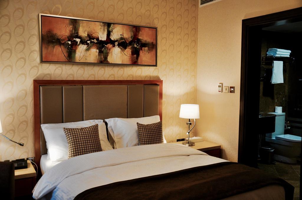 Asherij Hotel Doha Extérieur photo