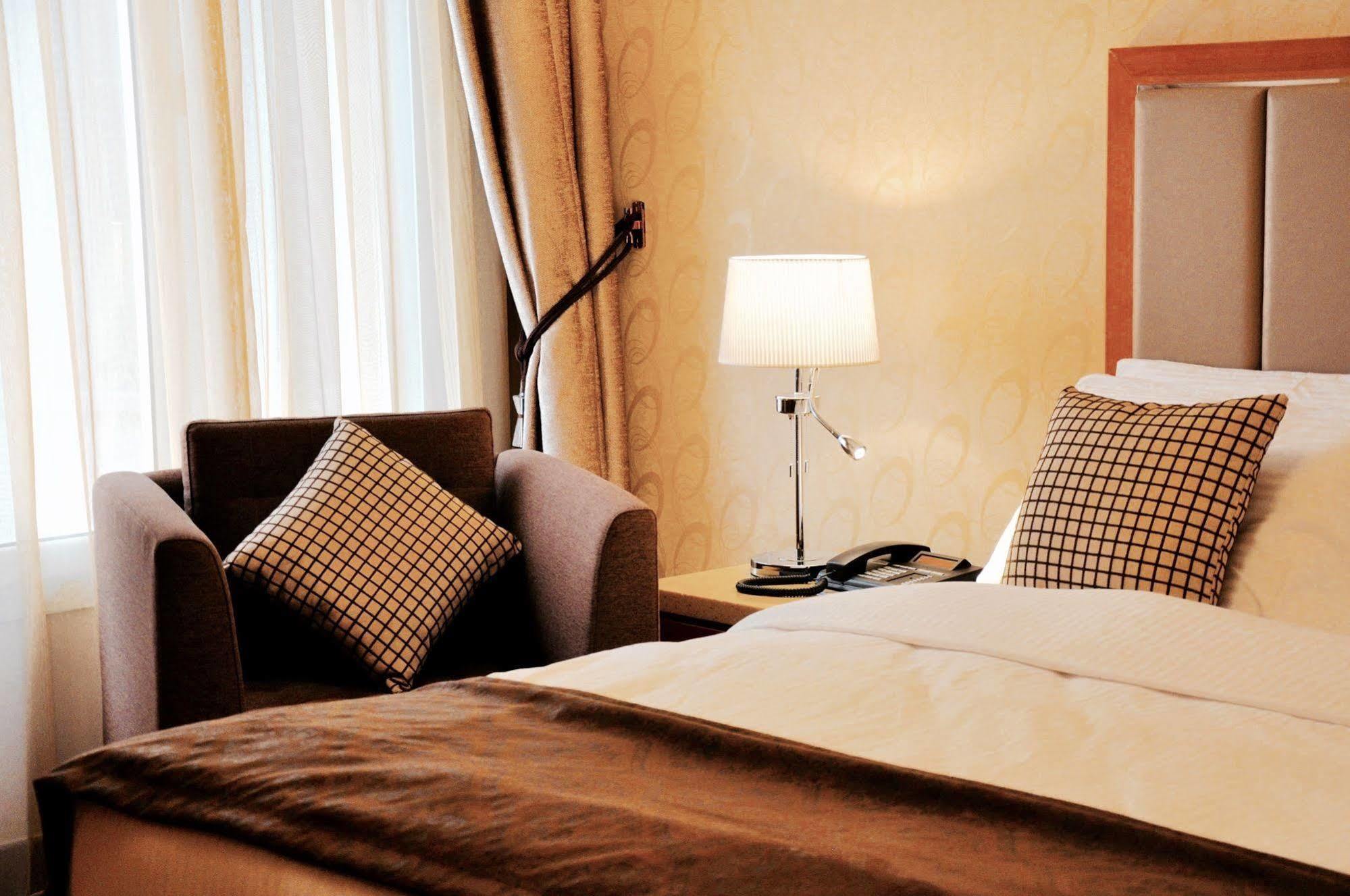 Asherij Hotel Doha Extérieur photo