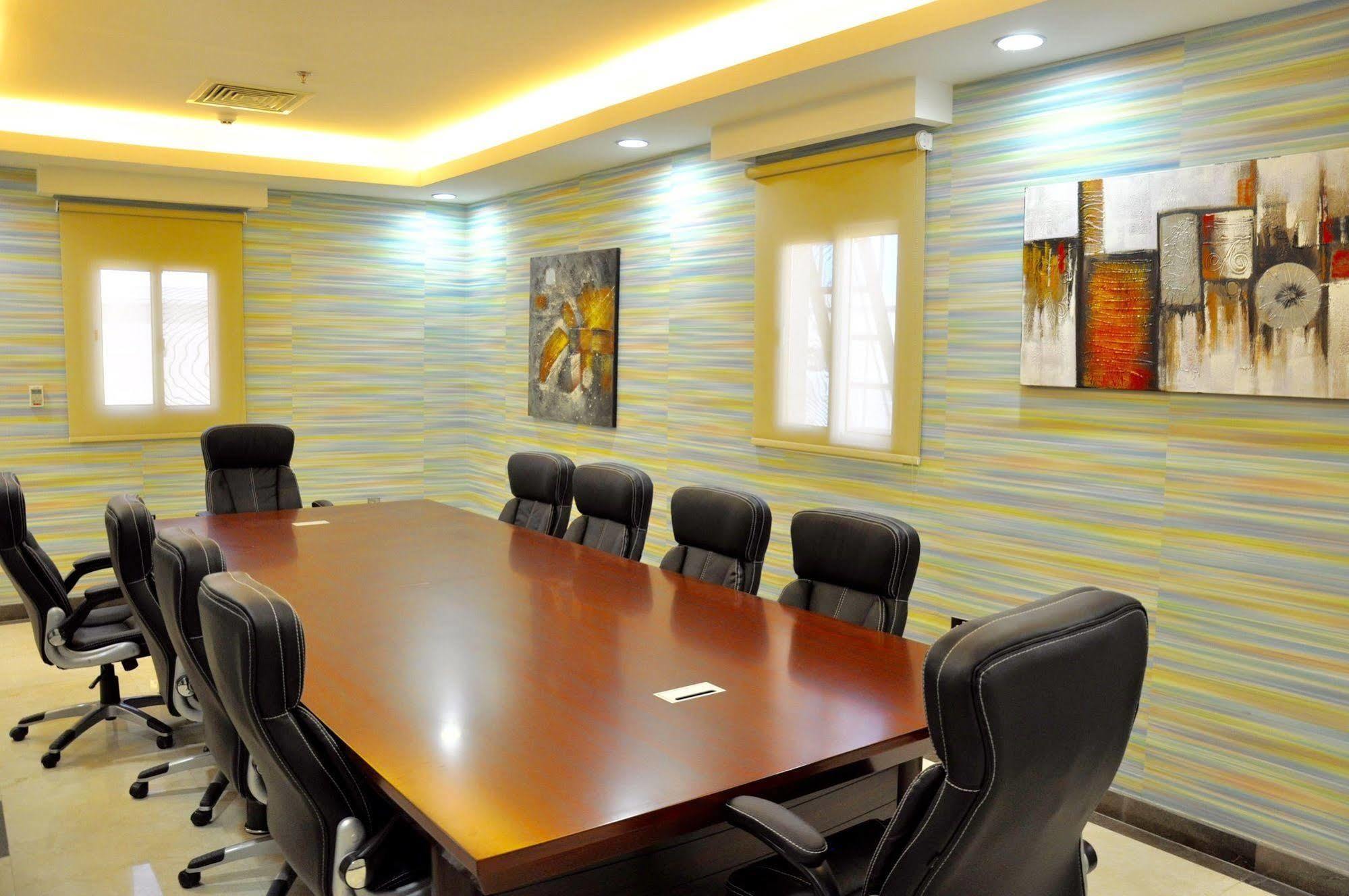 Asherij Hotel Doha Extérieur photo